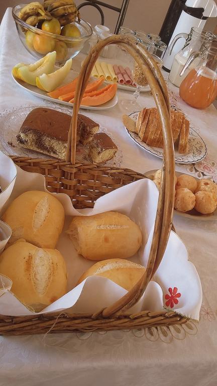 Aconchego Lar Cama E Cafe Bed & Breakfast Foz do Iguacu Bagian luar foto